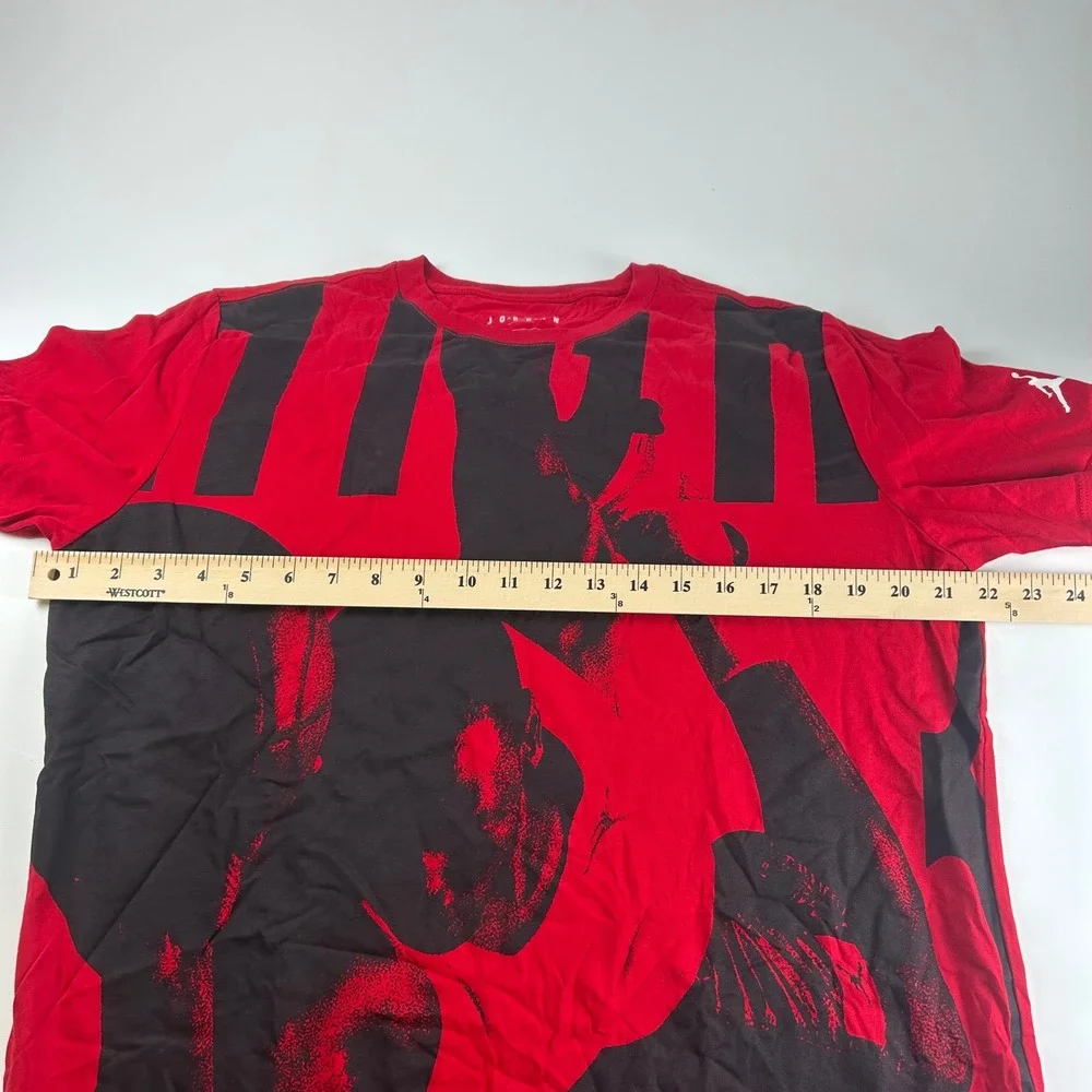 Nike Air Jordan Men's L Red & Black short sleeve Basketball Athletic Tshirt NWT
